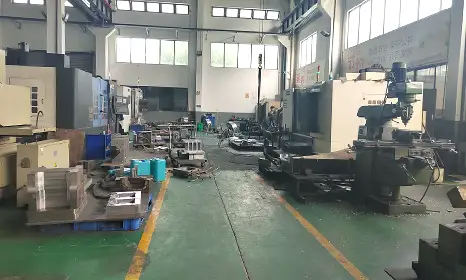 模具设备